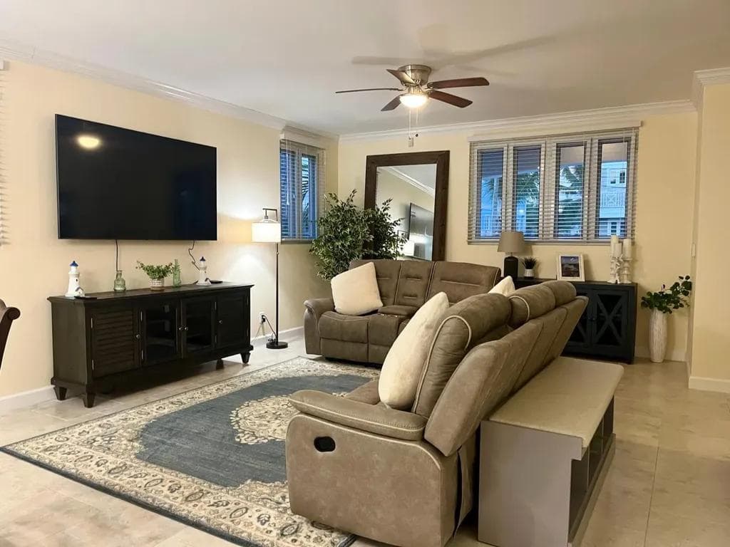LeVille Town Home — 6