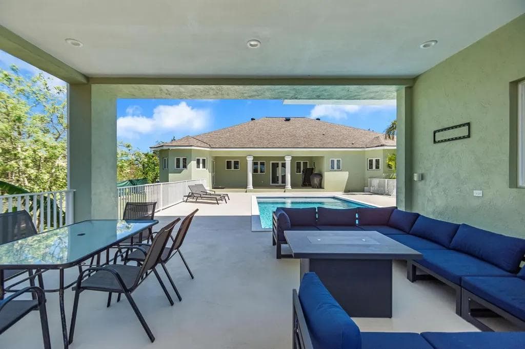 Love Beach Estate — 7