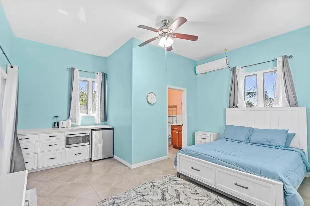 Love Beach Estate — 12