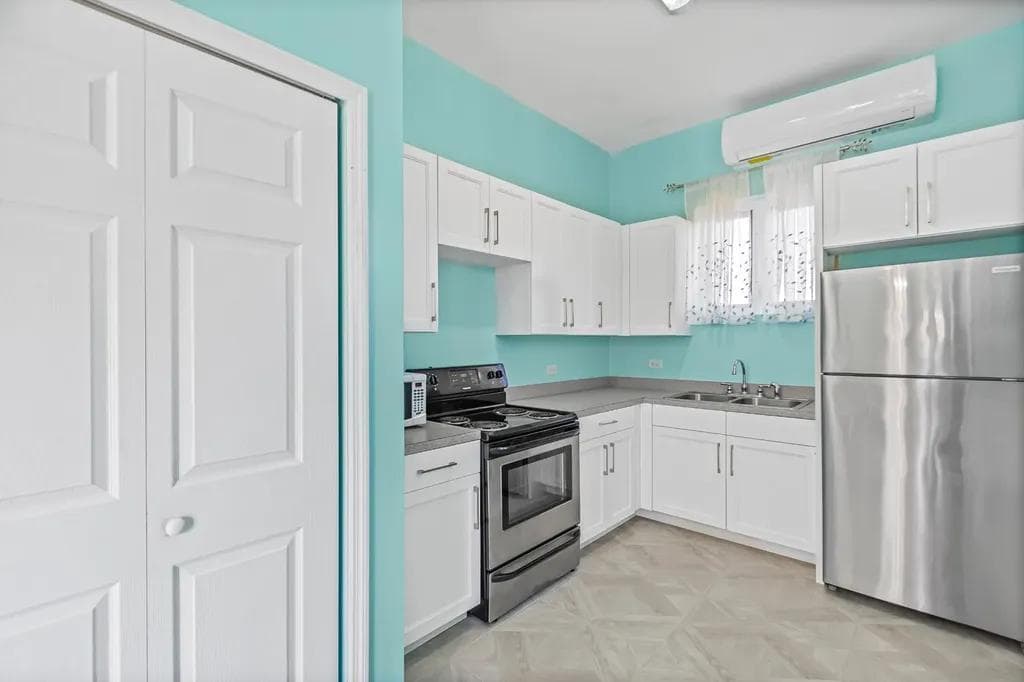 Love Beach Estate — 16